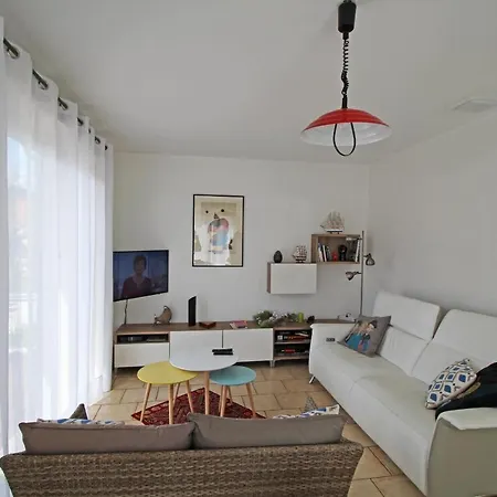 Agreable 3 Chambres Proche De La